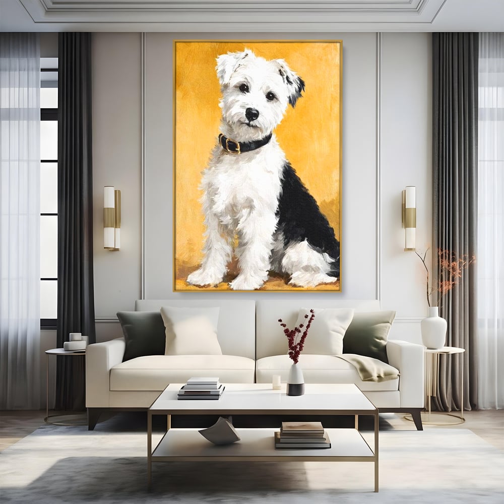 Tablou canvas cu tablou canvas cu un catel pufos, in rama de aluminiu auriu, pe perete intr-un living
